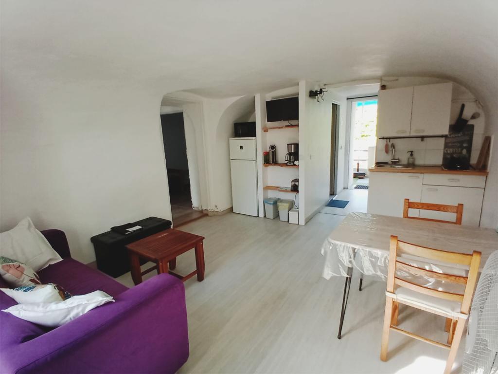 les bonhommes de la papeterie, appartement tout en voutes