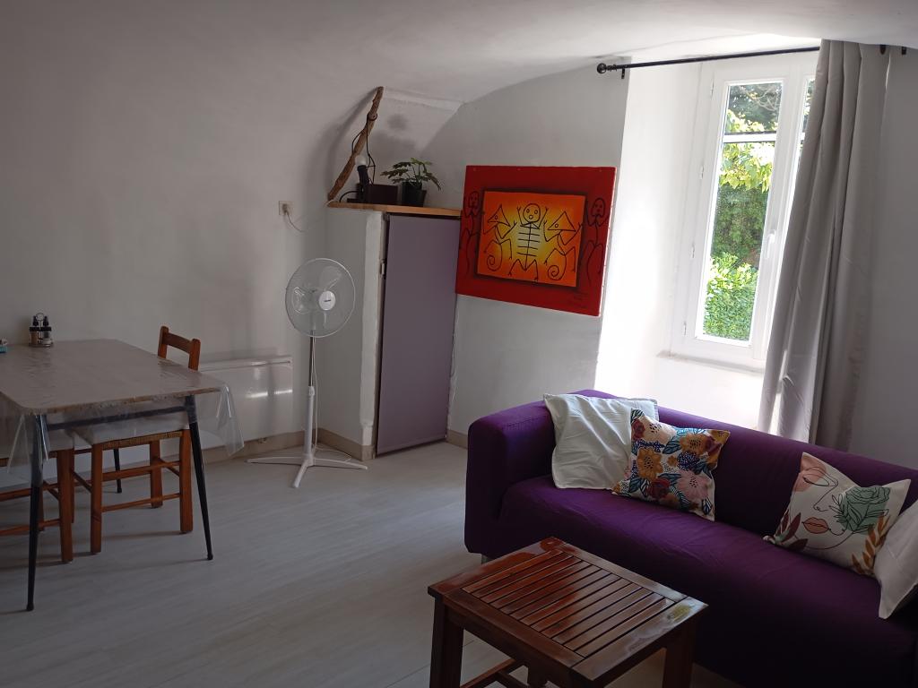 les bonhommes de la papeterie, appartement tout en voutes