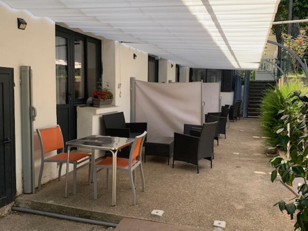 VILLA LES DES   F1** élec  Rez de Jardin