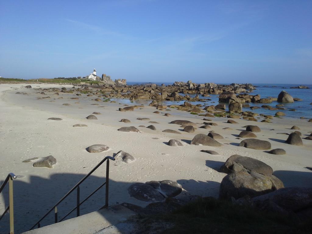 Meublé de Tourisme 4* piscine chauffée 100m de la mer Brignogan Plages