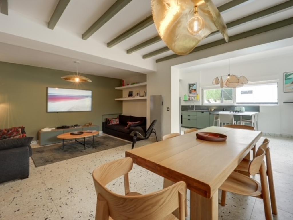 Superbe Villa Piscine chauffée toute l'année, Sauna, Fitness Vue mer. 200m plage