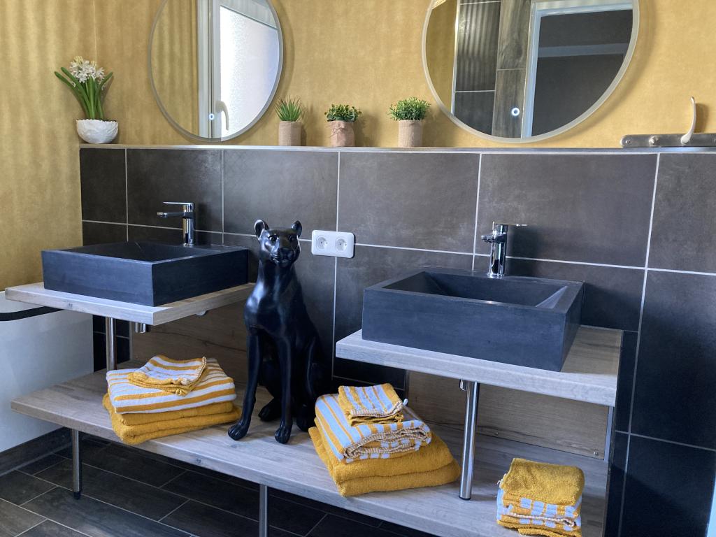 Appartement pour 6 personnes, joliment décoré à Fécamp près d'Etretat, Honfleur, Deauville .....