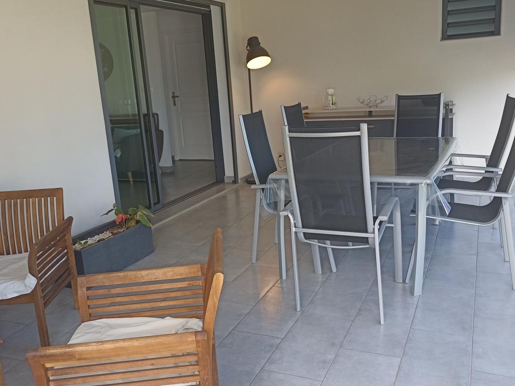 L'orchidée Chambre 3* 1 lit 2 pers chez l'habitant , piscine l'Étang -Salé