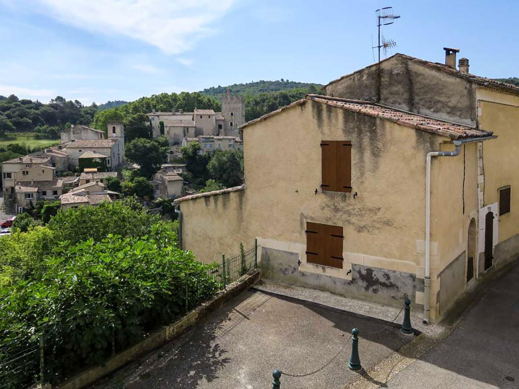 Maison de village, 5/6 personnes, proche du lac d'Esparron de Verdon.