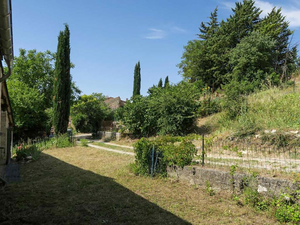 Maison de village, 5/6 personnes, proche du lac d'Esparron de Verdon.