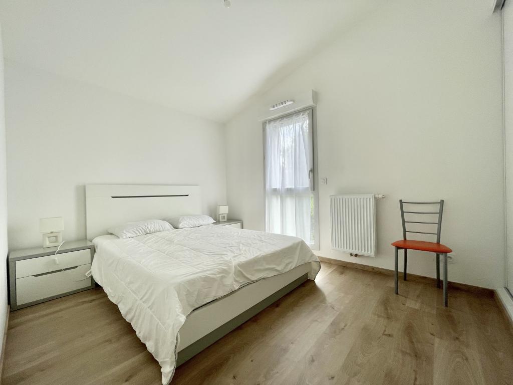 L'Hippocampe du Bassin - Logement *** en hyper centre de La Teste -97 m2 - 6 personnes - 3 chambres - 2 salles de bains.
