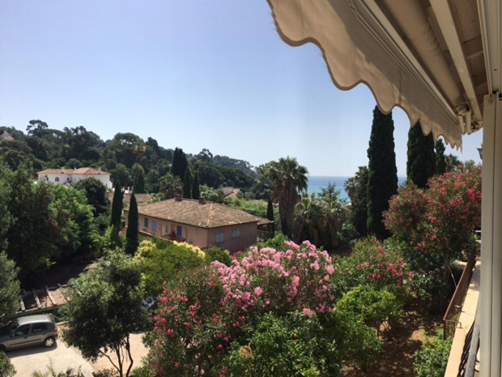Appartement 2P au CANADEL vue mer à 90m de la mer
