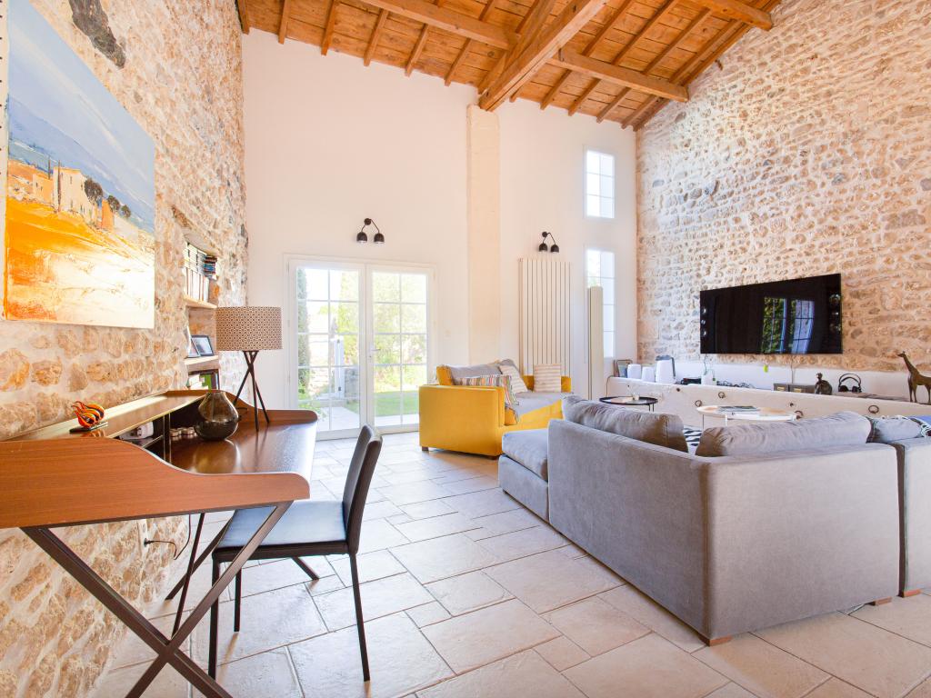 Le Clos du Puits Doux - Succombez au charme de cette magnifique longère, située en plein cœur de Mornac-sur-Seudre.