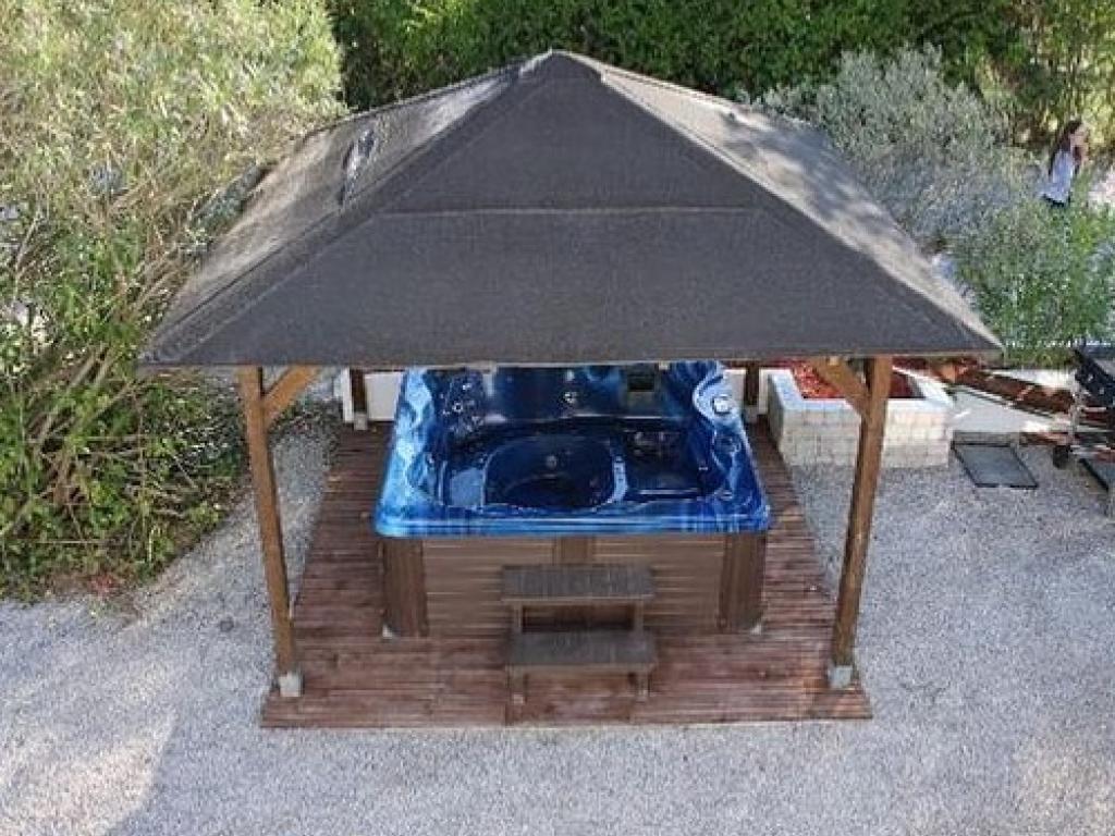 En famille au coeur de la Provence... Bienvenue chez vous !