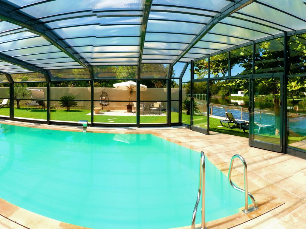 Gite "Les Lauriers" : Au bord de la Sorgue.