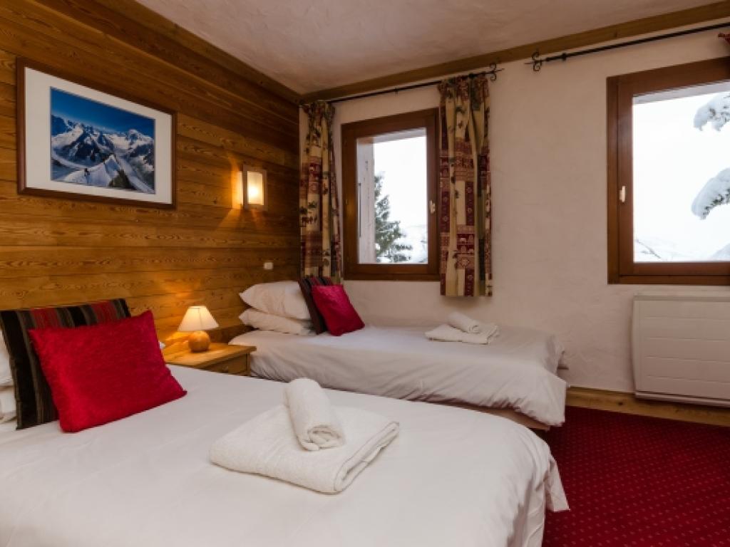 Chalet Chamois • La Plagne  • Paradiski Chalet Ski au pied à louer • 4 chambres - 10 personnes Altitude 1450m
