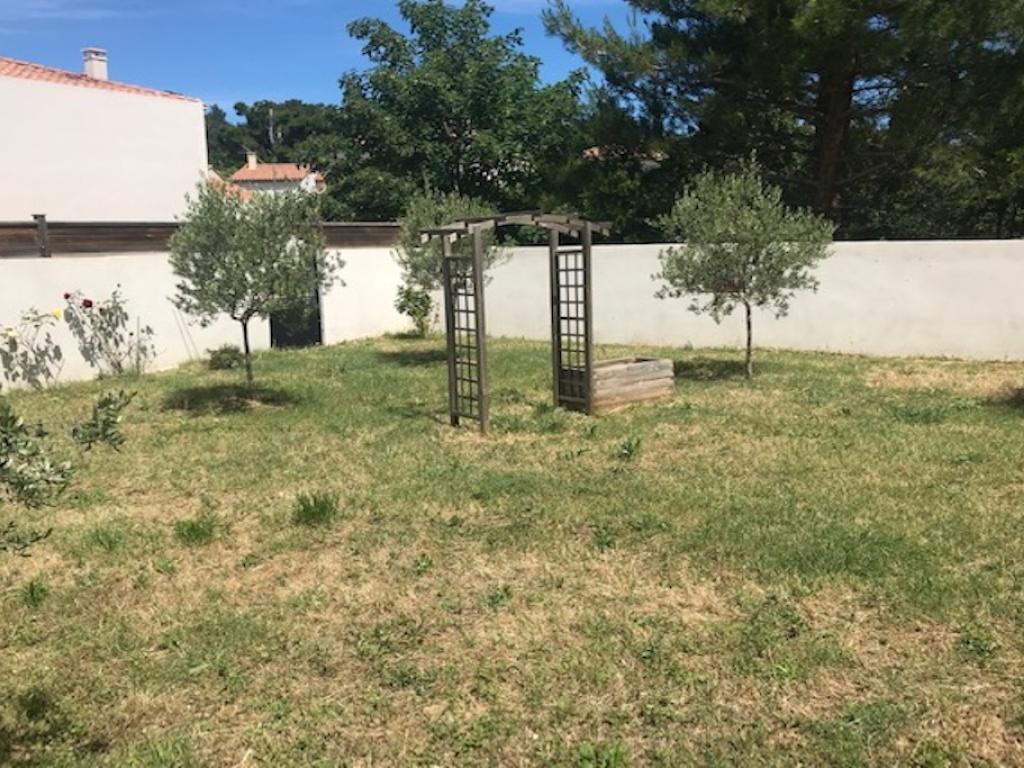 Duplex (2-4 p.) avec piscine au coeur des vignes