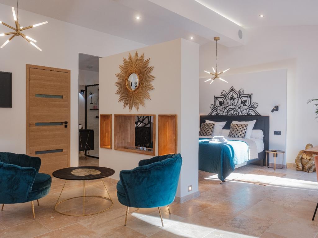 Suite privative de 65m2 avec piscine et spa