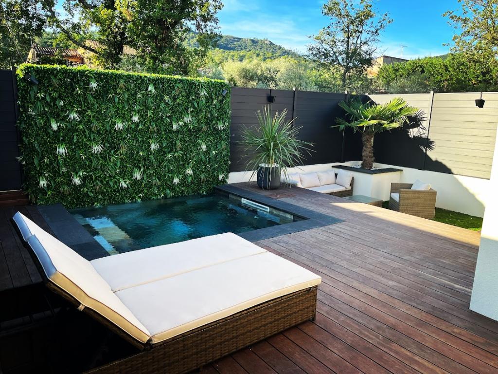 Suite privative de 65m2 avec piscine et spa
