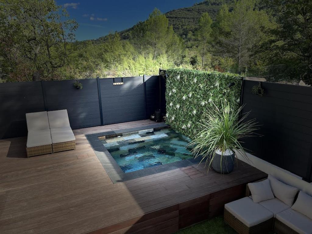 Suite privative de 65m2 avec piscine et spa