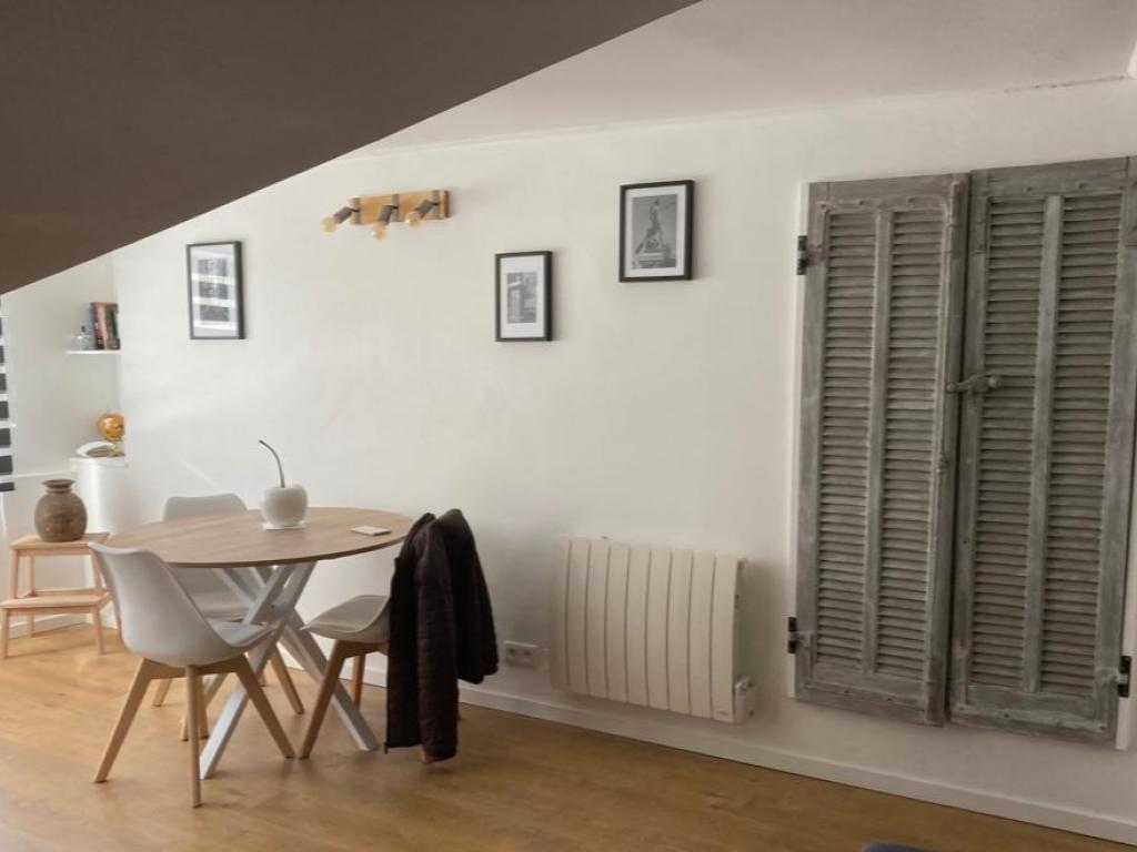 T2 Toulon - Quartier des Halles, wifi, terrasson & garage (en supplément)