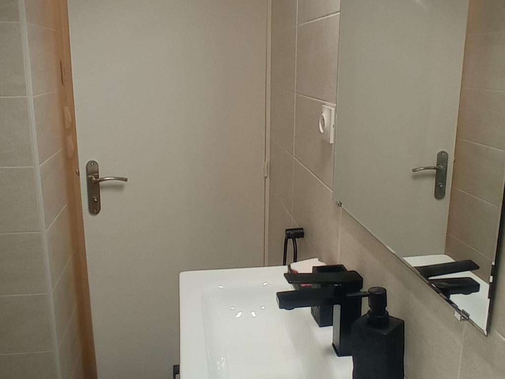 Cyana classé 3* studio cabine