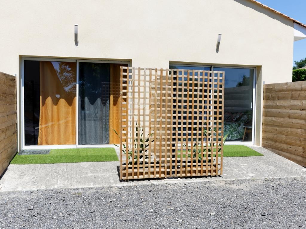 Maison de 4 chambres indépendantes et piscine intérieure chauffée