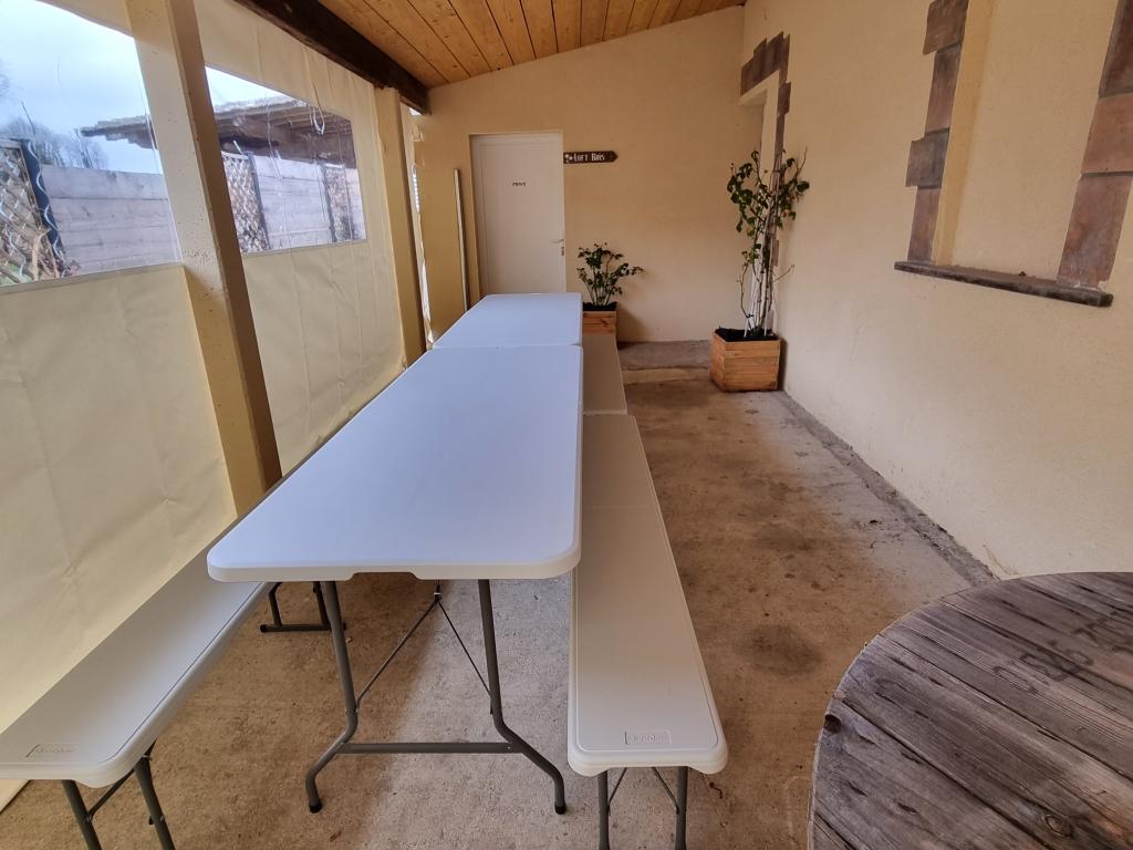 Maison de 4 chambres indépendantes et piscine intérieure chauffée