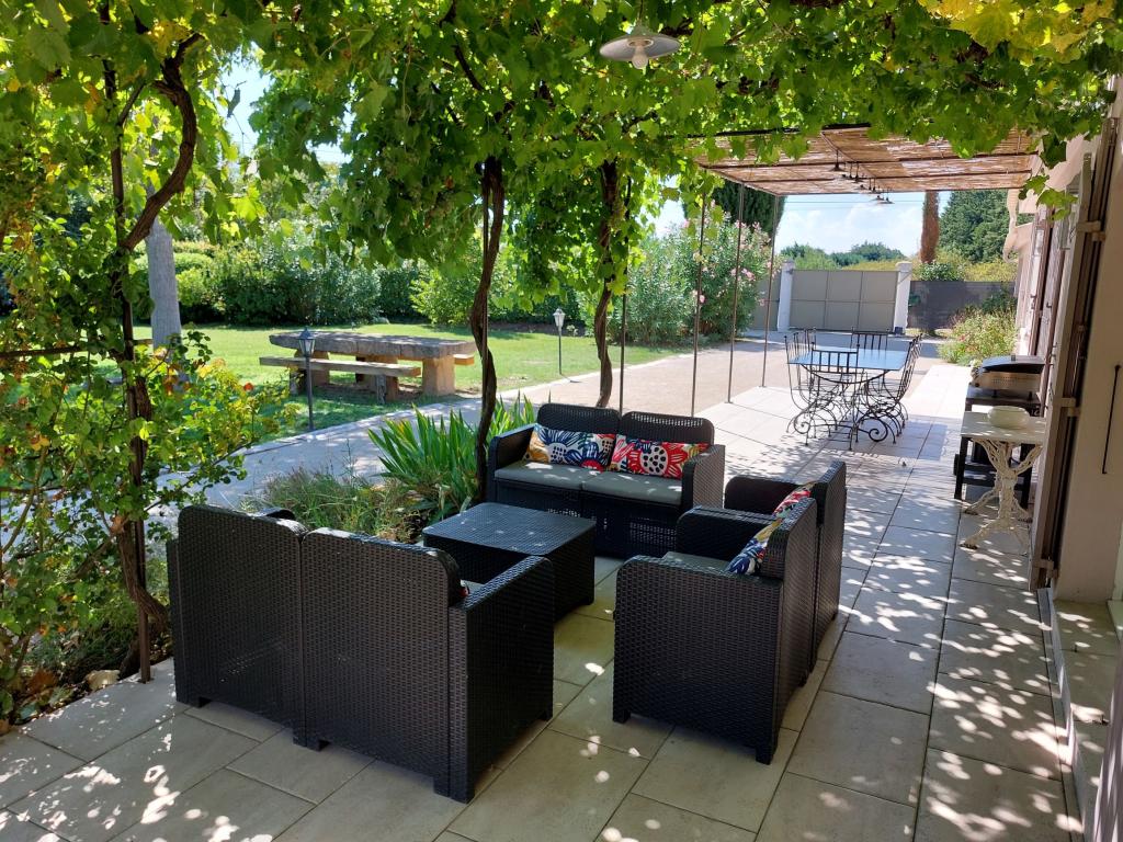 Les Carrairades - Charmante villa 5 étoiles, climatisée, au calme, vue sur les Alpilles, piscine au sel chauffée et sécurisée - 4 chambres, 8 couchages - Saint Rémy de Provence