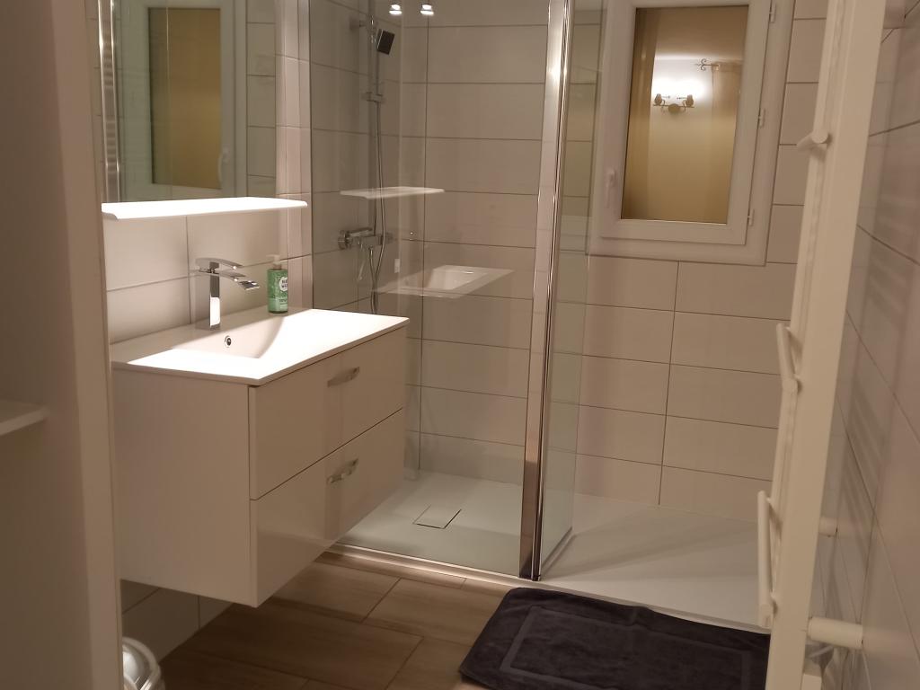 Spacieuse maison pour 6 personnes, proche de la plage et tout commerces.