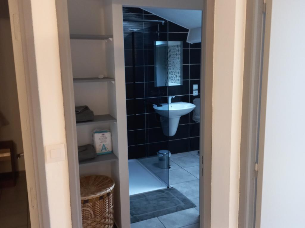 Spacieuse maison pour 6 personnes, proche de la plage et tout commerces.