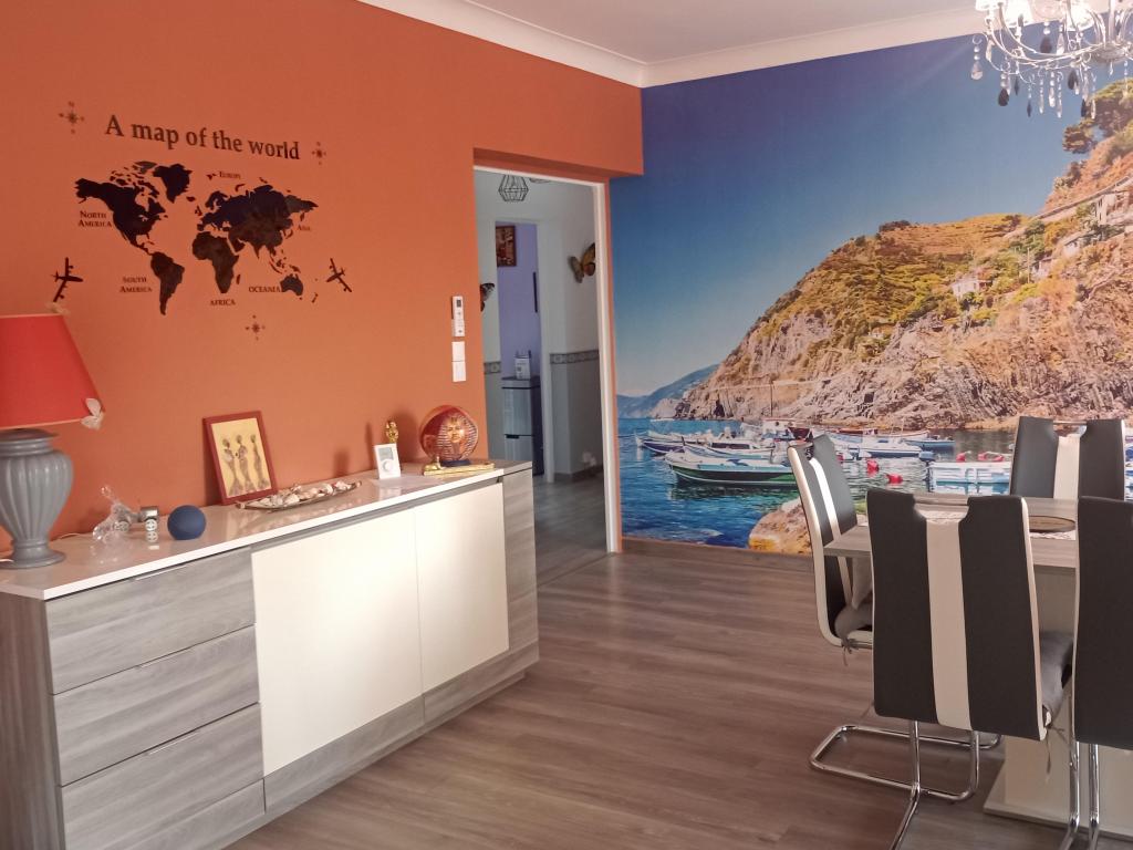 HAUT VILLA MESANGES EN BORD DE MER !