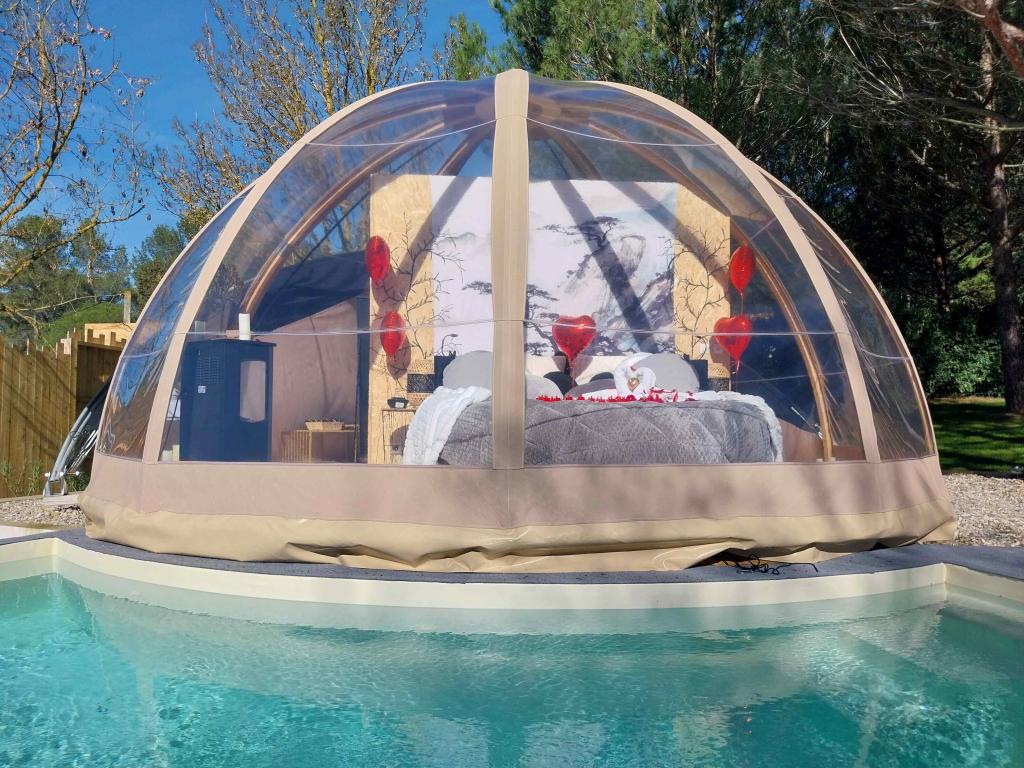 Féérique wigwam "F"anny Le Clos F.M.R