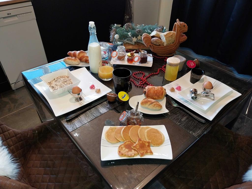 Loft "R"omain avec, piscine, SPA, Sauna, taille de billard/air hockey le tout privatif !!