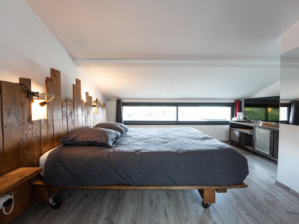 La chambre d'en haut du Hangar