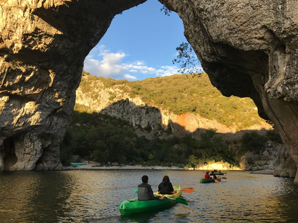 Les Cigalous  Gîtes climatisés avec piscine chauffée à Vallon Pont d'Arc