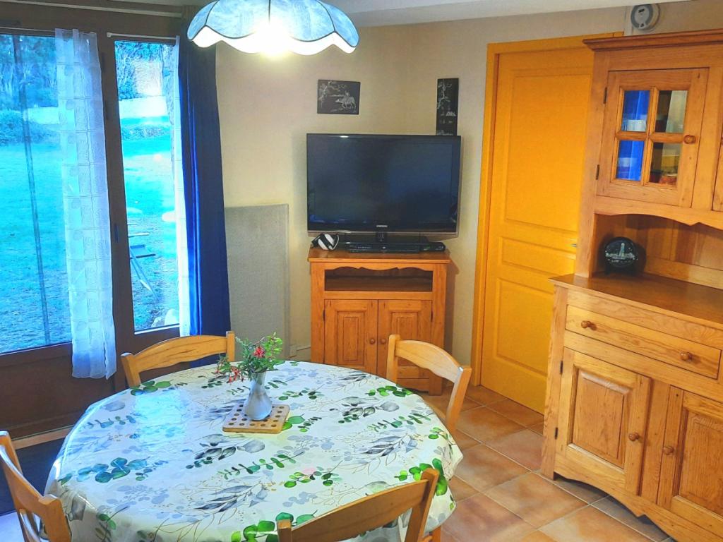 La petit maison dans la prairie - une petite déconnexion au centre d'un patrimoine historique et naturel ?