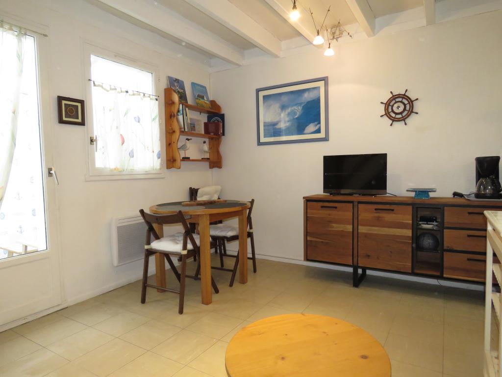 MAISON DE VACANCES - PISCINE