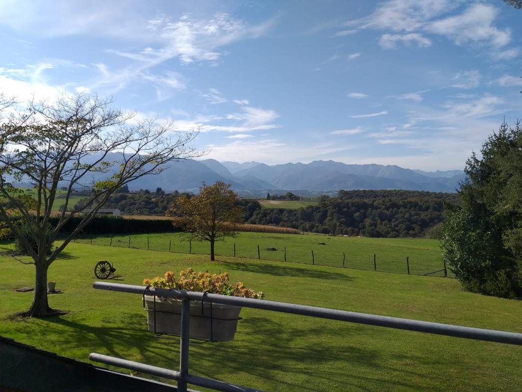 PANORAMA sur les Pyrénées "4 Voyageurs"