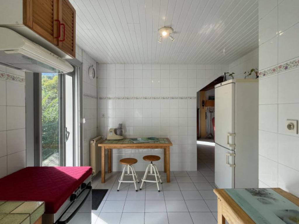 Gîte « Le Magnolia » : un écrin de verdure apaisant.