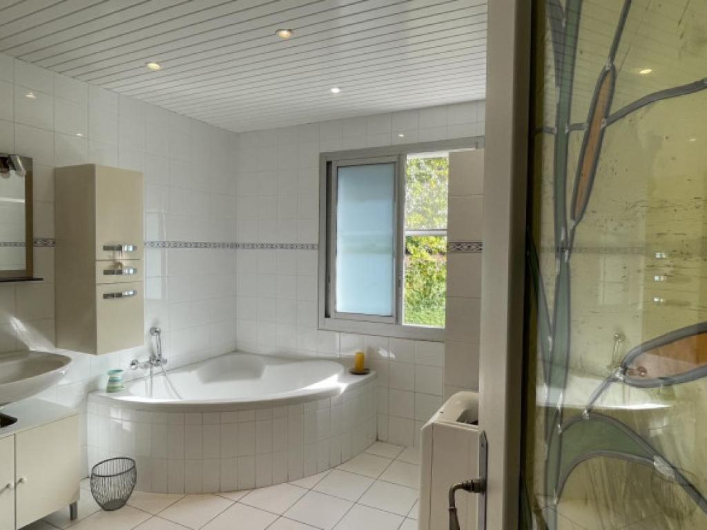 Gîte « Le Magnolia » : un écrin de verdure apaisant.