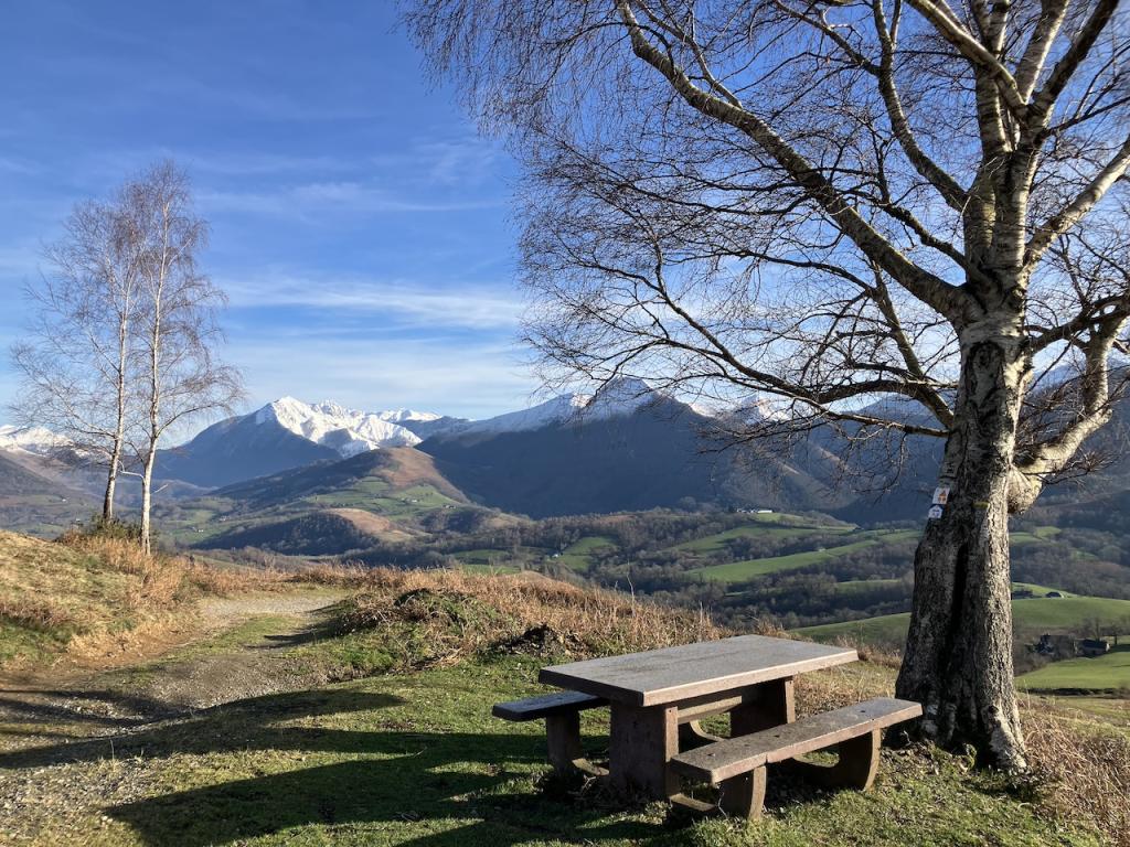 HAPA - Hébergement exceptionnel dans une K-Bane très confortable (Tiny house) en pleine nature au pied des Pyrénées