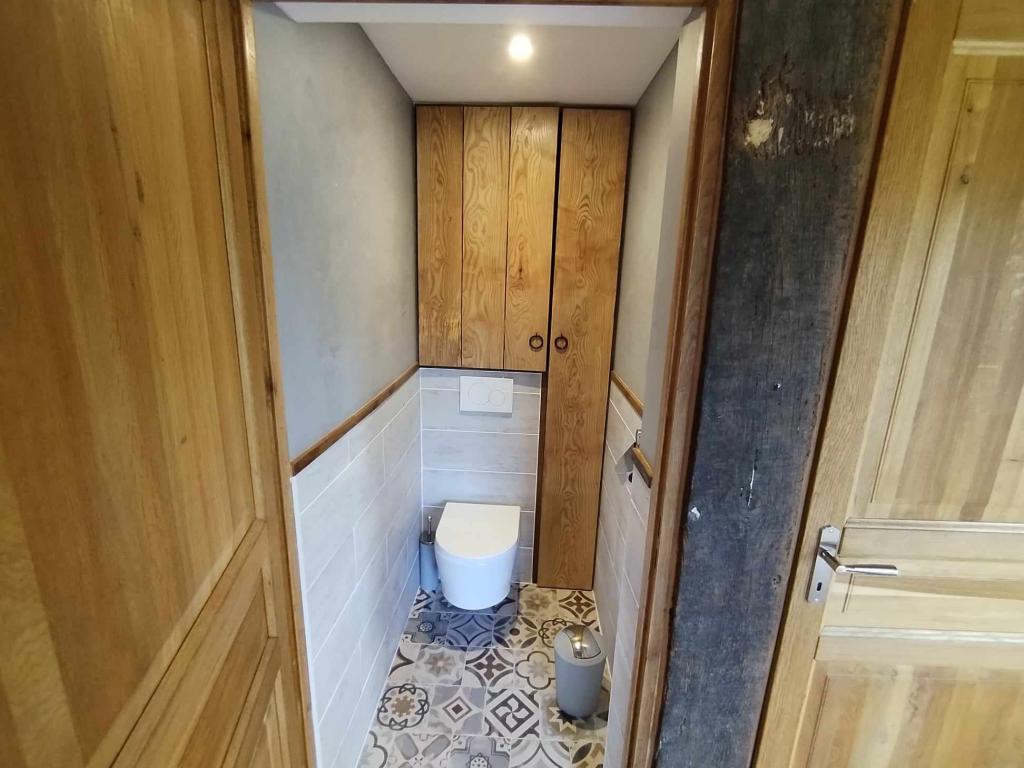 Logement insolite dans des tonneaux à cidre