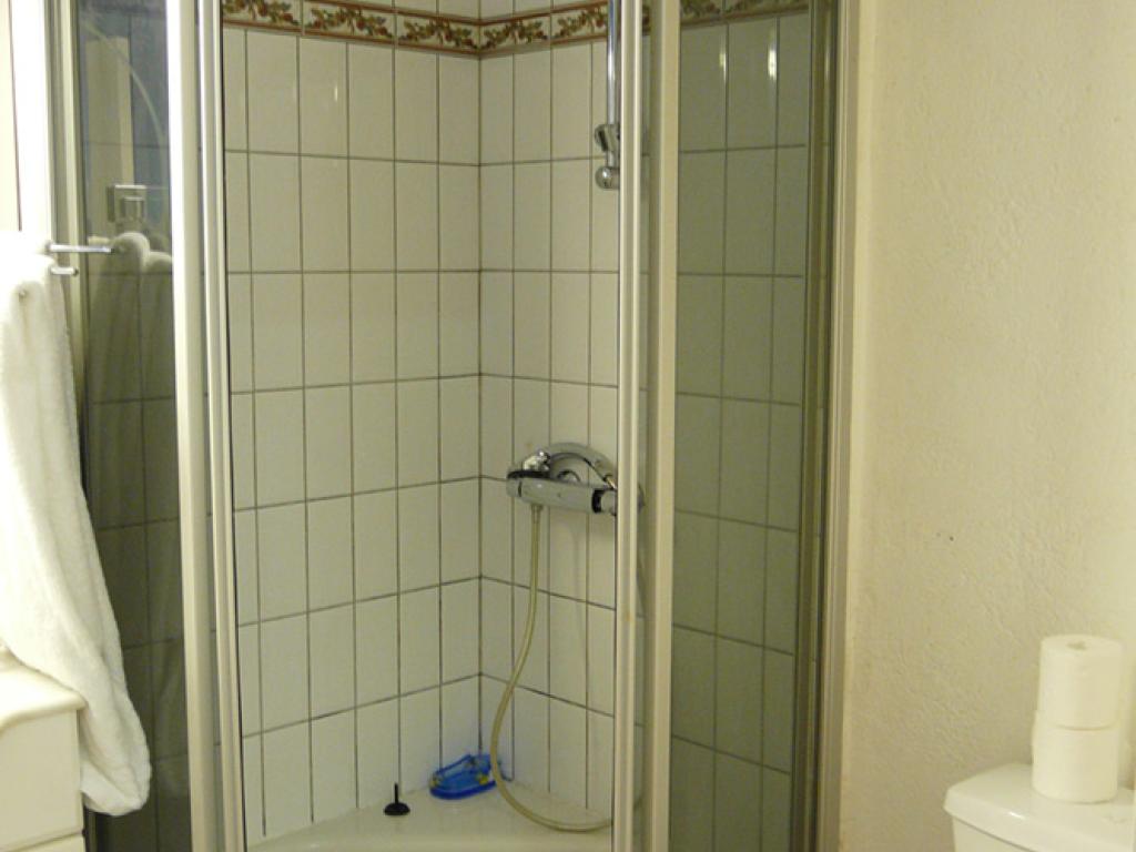 La Maison Bleue d'Ardèche - Gîte indépendant 3* avec piscine et rivière en Sud Ardèche