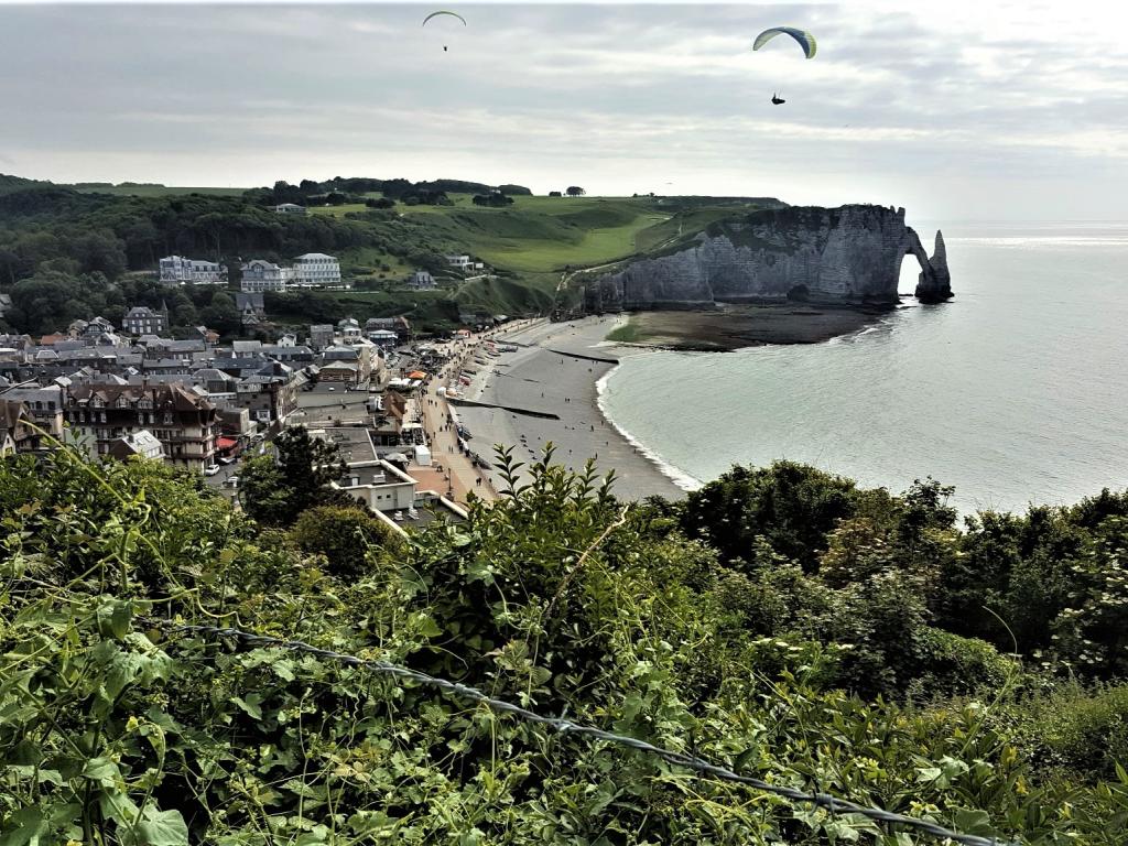 Gîte des prés est location de vacances *** 4 personnes dans un cadre champêtre, calme, reposant, idéalement situer a 8 km de la station balnéaire D étretat, Seine Maritime, France