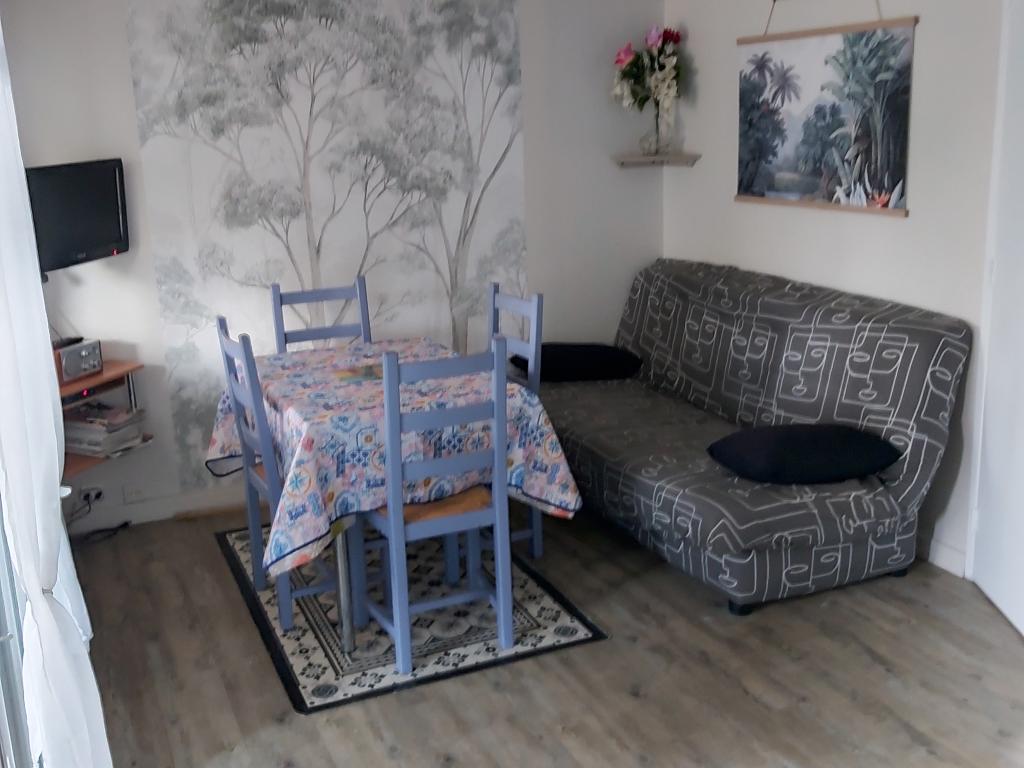 Gîte des prés est location de vacances *** 4 personnes dans un cadre champêtre, calme, reposant, idéalement situer a 8 km de la station balnéaire D étretat, Seine Maritime, France