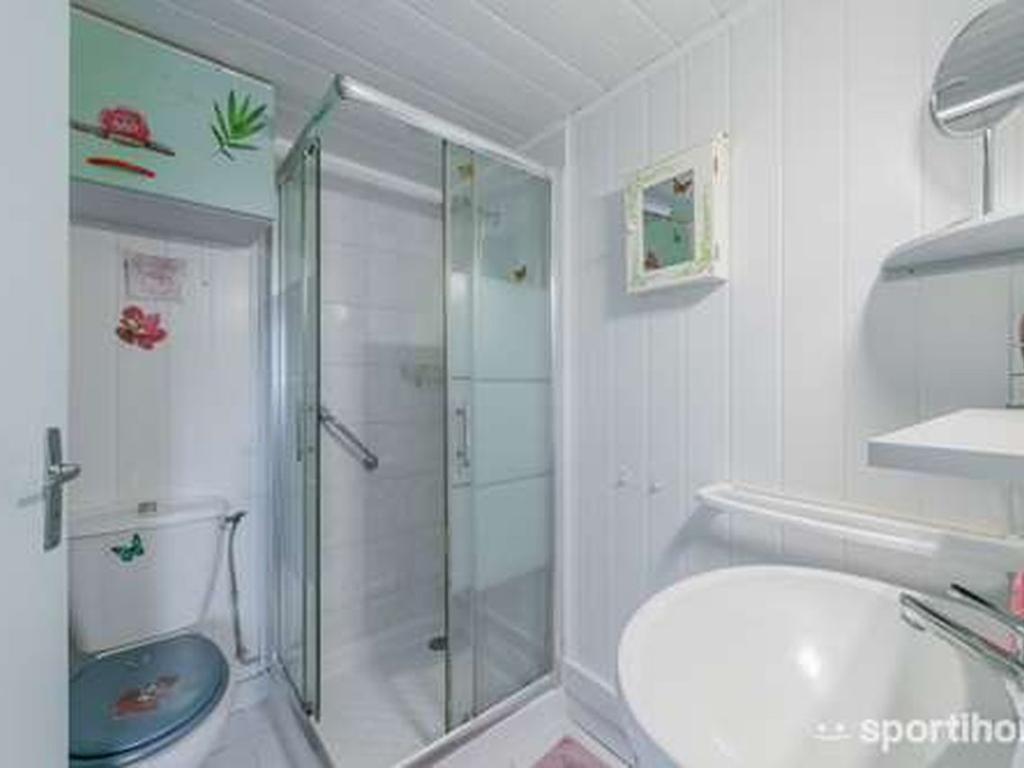 Gîte des prés est location de vacances *** 4 personnes dans un cadre champêtre, calme, reposant, idéalement situer a 8 km de la station balnéaire D étretat, Seine Maritime, France