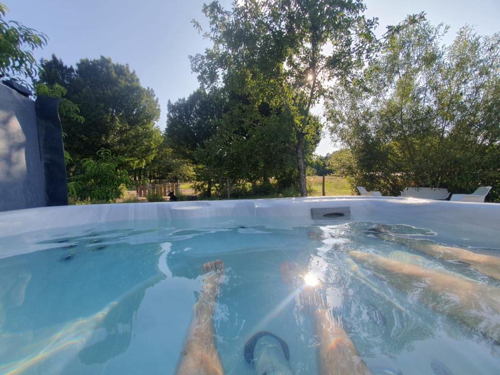 gite 8 personnes à la campagne avec jacuzzi 3 épis