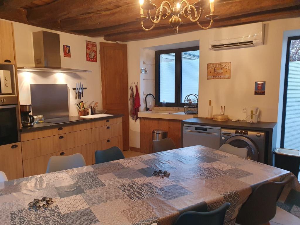 gite 8 personnes à la campagne avec jacuzzi 3 épis