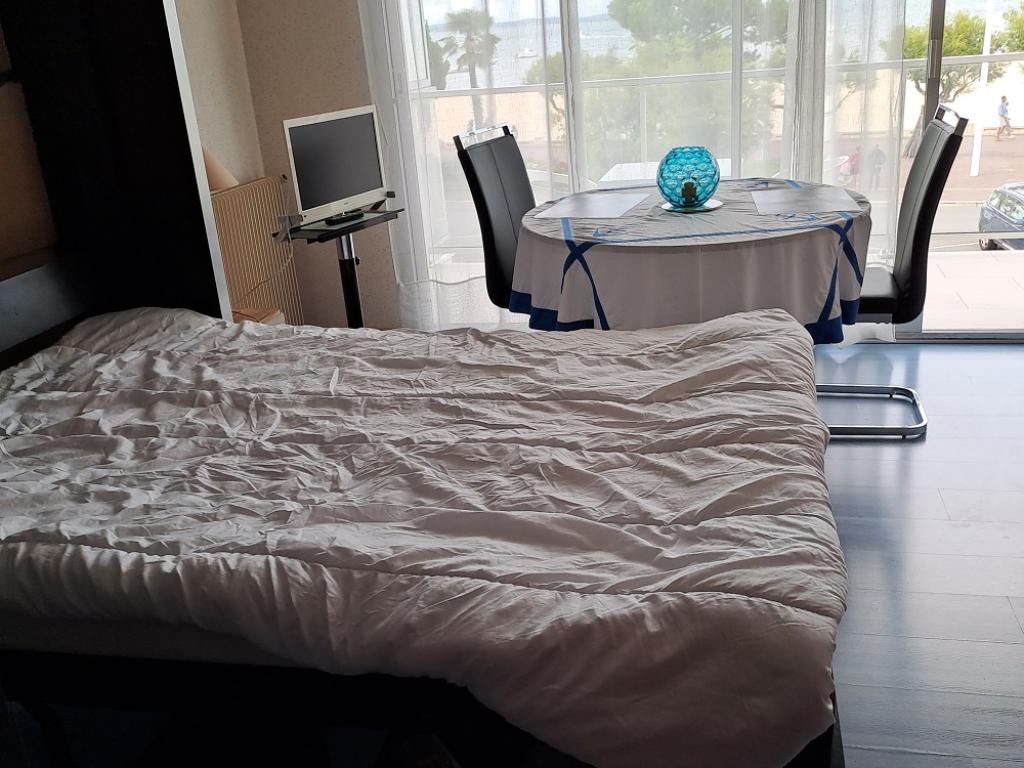 ARCACHON - Studio 2 personnes en Front de mer -place parking privée