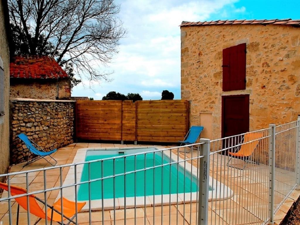Gîte le Vieux Pressoir à Barsac (33) - piscine - jardins au cœur des vignobles du Sauternais