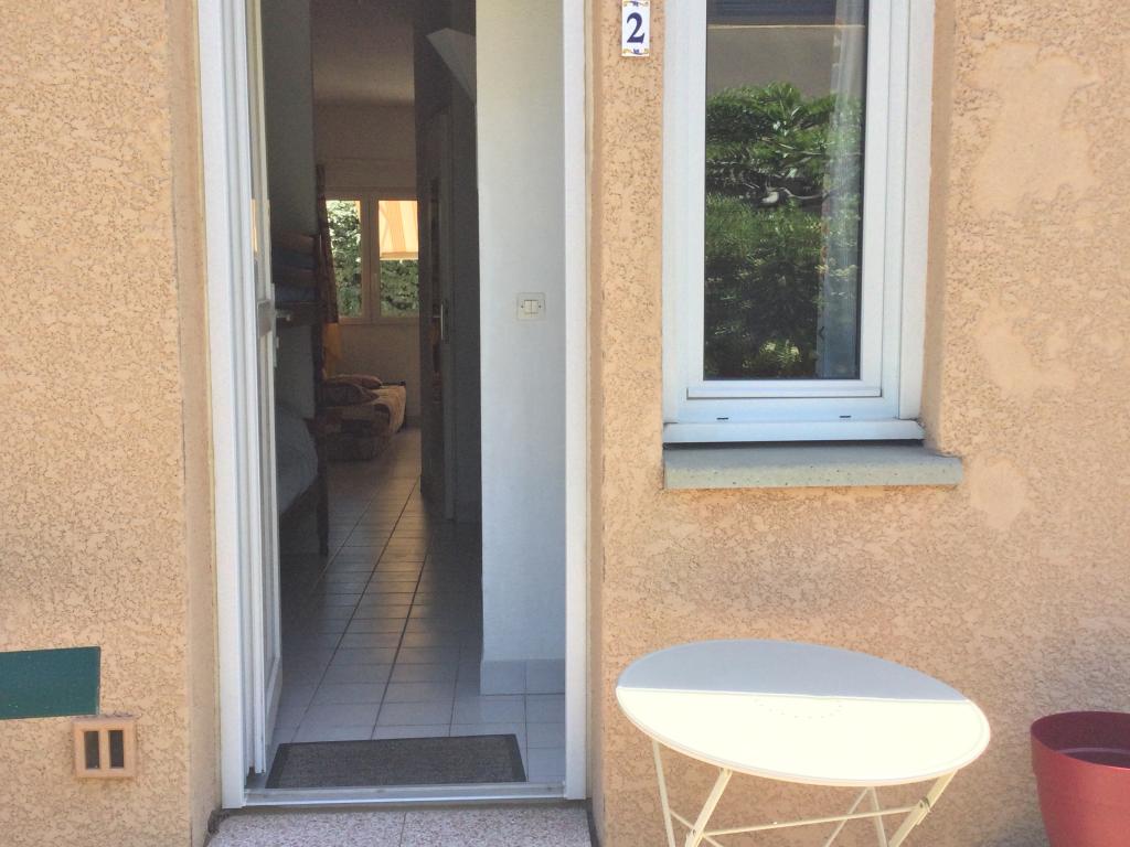 Villa Jacanguy appartement en rez-de-chaussé classé 2* à Marseillan plage, dans un quartier calme
