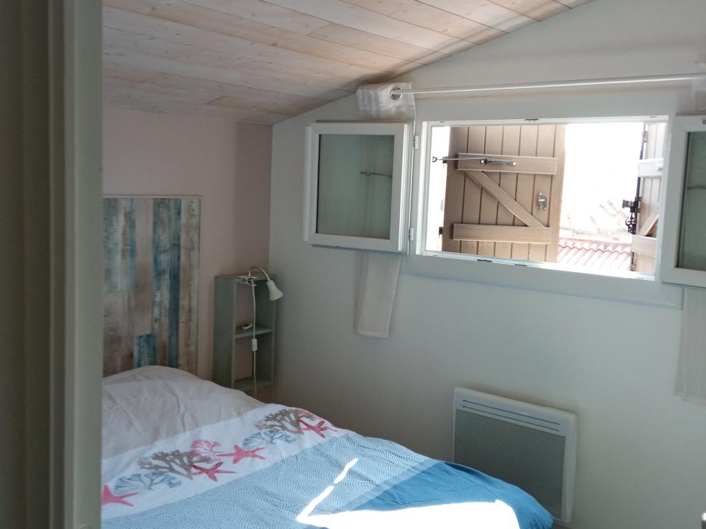 Villa bord  Ste Marie la mer. 4 à 6 personnes