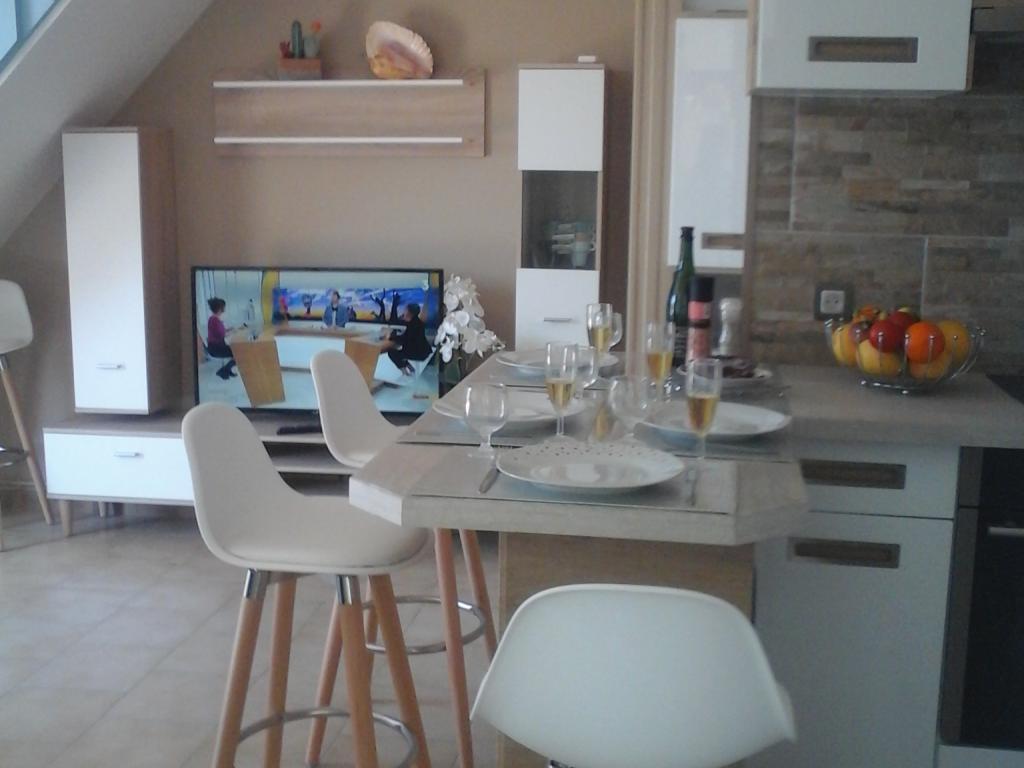 Villa bord  Ste Marie la mer. 4 à 6 personnes