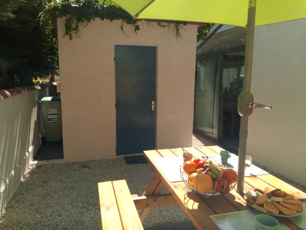 Villa bord  Ste Marie la mer. 4 à 6 personnes
